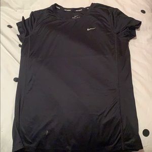 Nike Dri-FIT legend Women’s Training T-Shirt